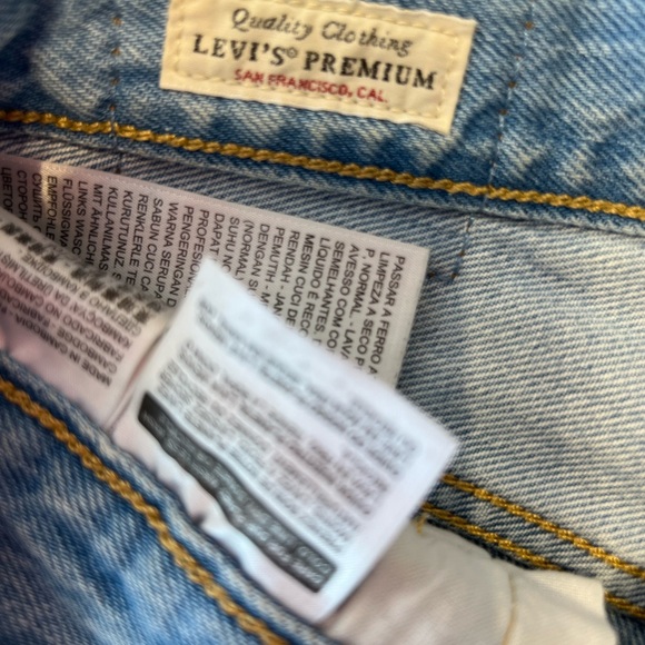 Levi 501 shorts - Picture 11 of 15